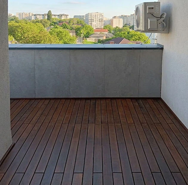 Terasă din lemn termotratat